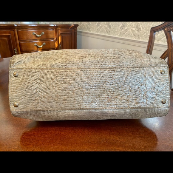 Michael Kors- Mercer style pewter purse - Picture 4 of 5